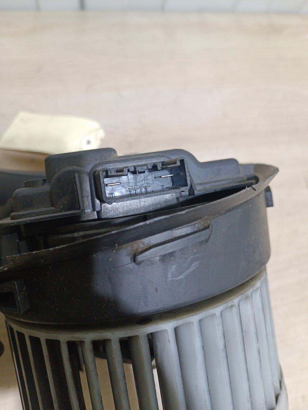 Ventilateur chauffage PEUGEOT 407 PHASE 1 Diesel - 1