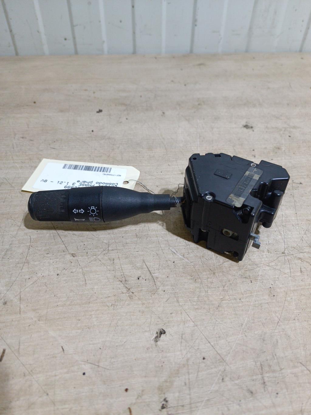Commodo phare RENAULT CLIO 1 PHASE 3  - 1