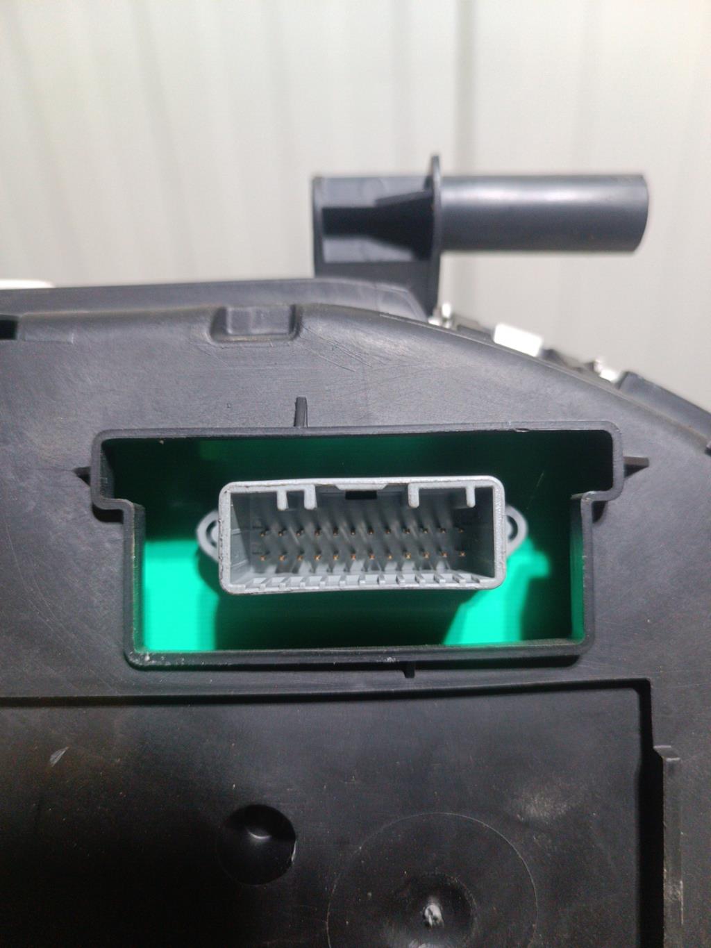 Compteur RENAULT CLIO 3 PHASE 1 BREAK Diesel - 1