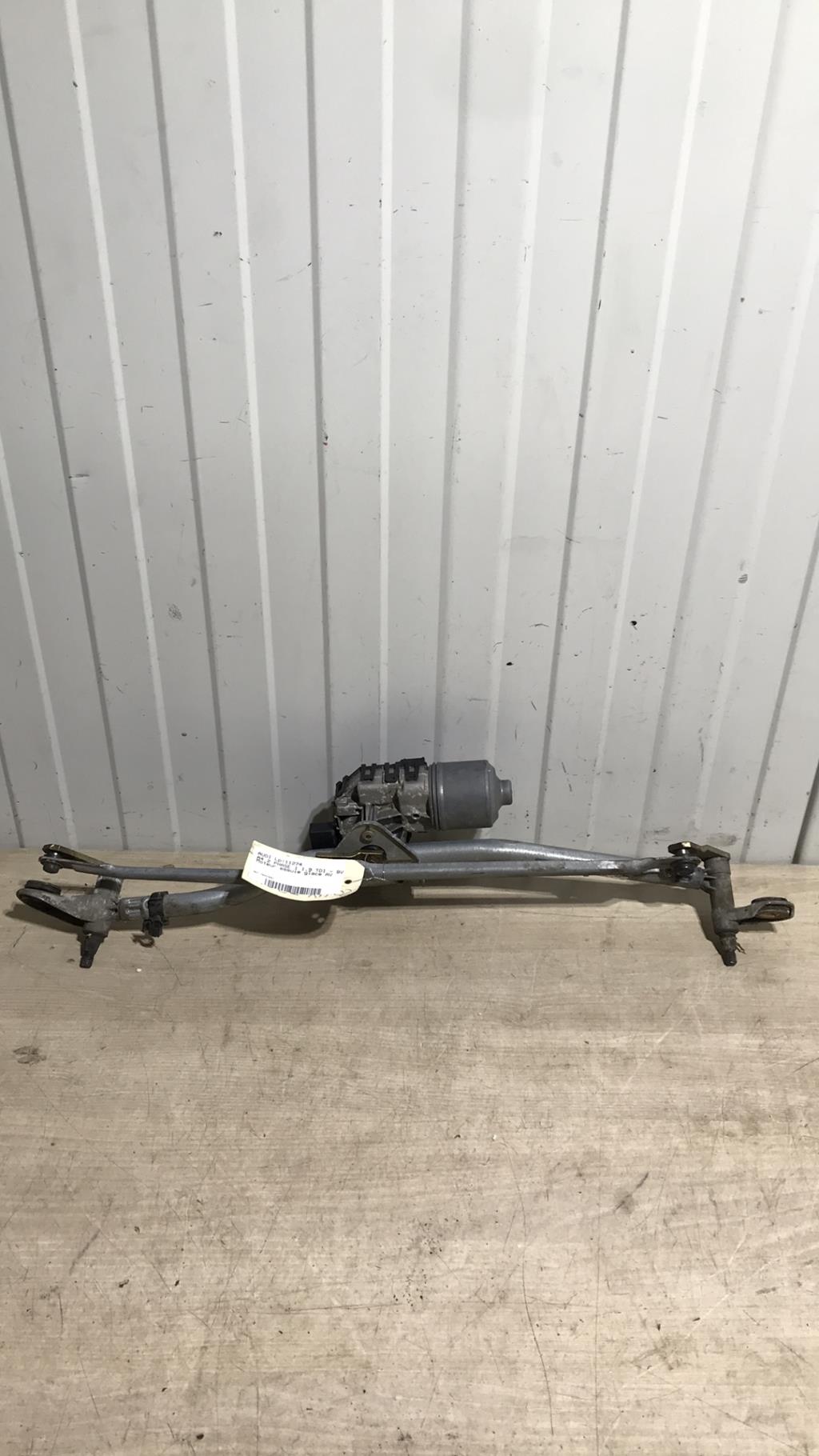 Moteur essuie glace avant AUDI A4 2 PHASE 1 Diesel - 1