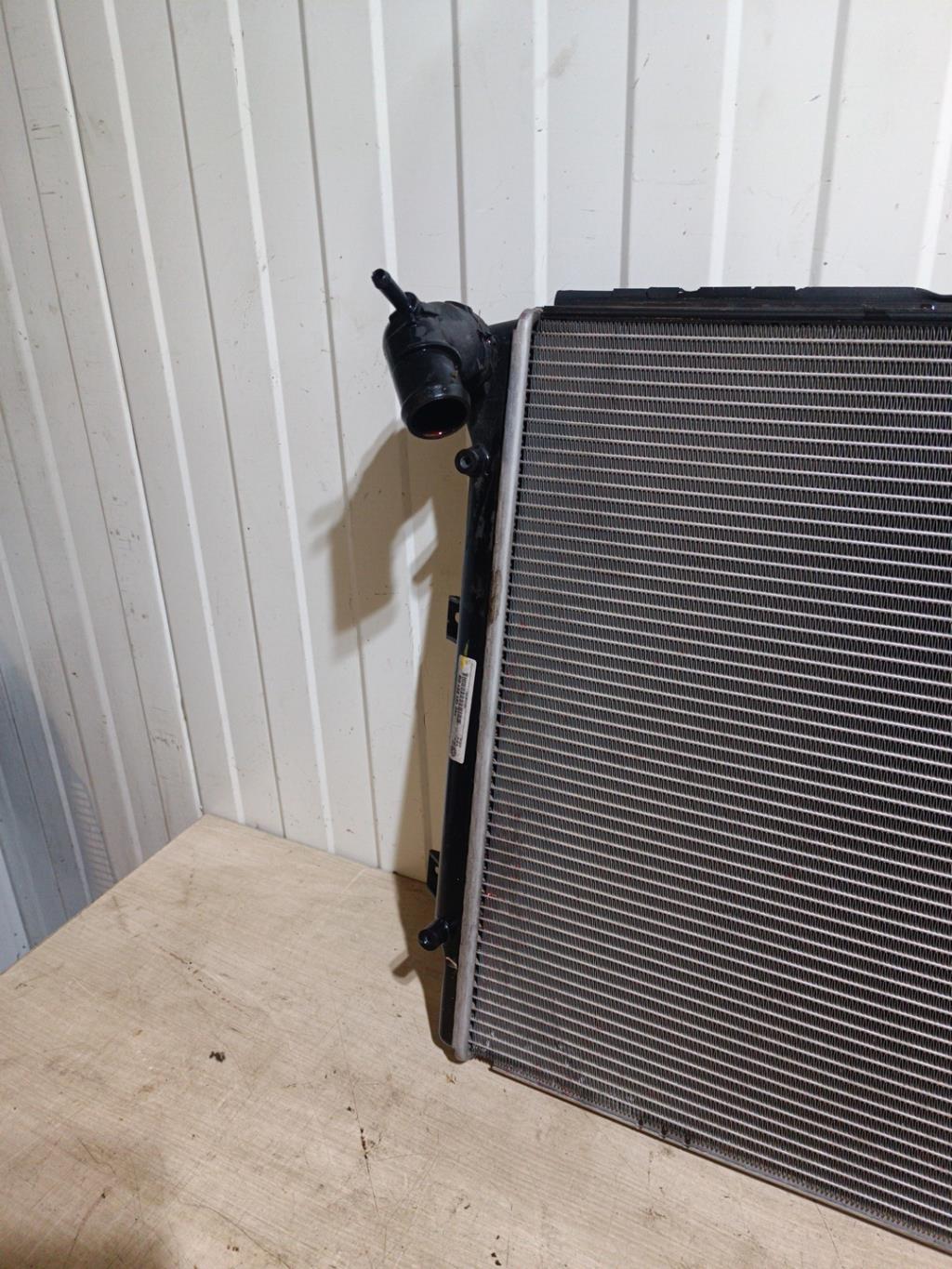 Radiateur eau VOLKSWAGEN GOLF 6 Diesel - 1