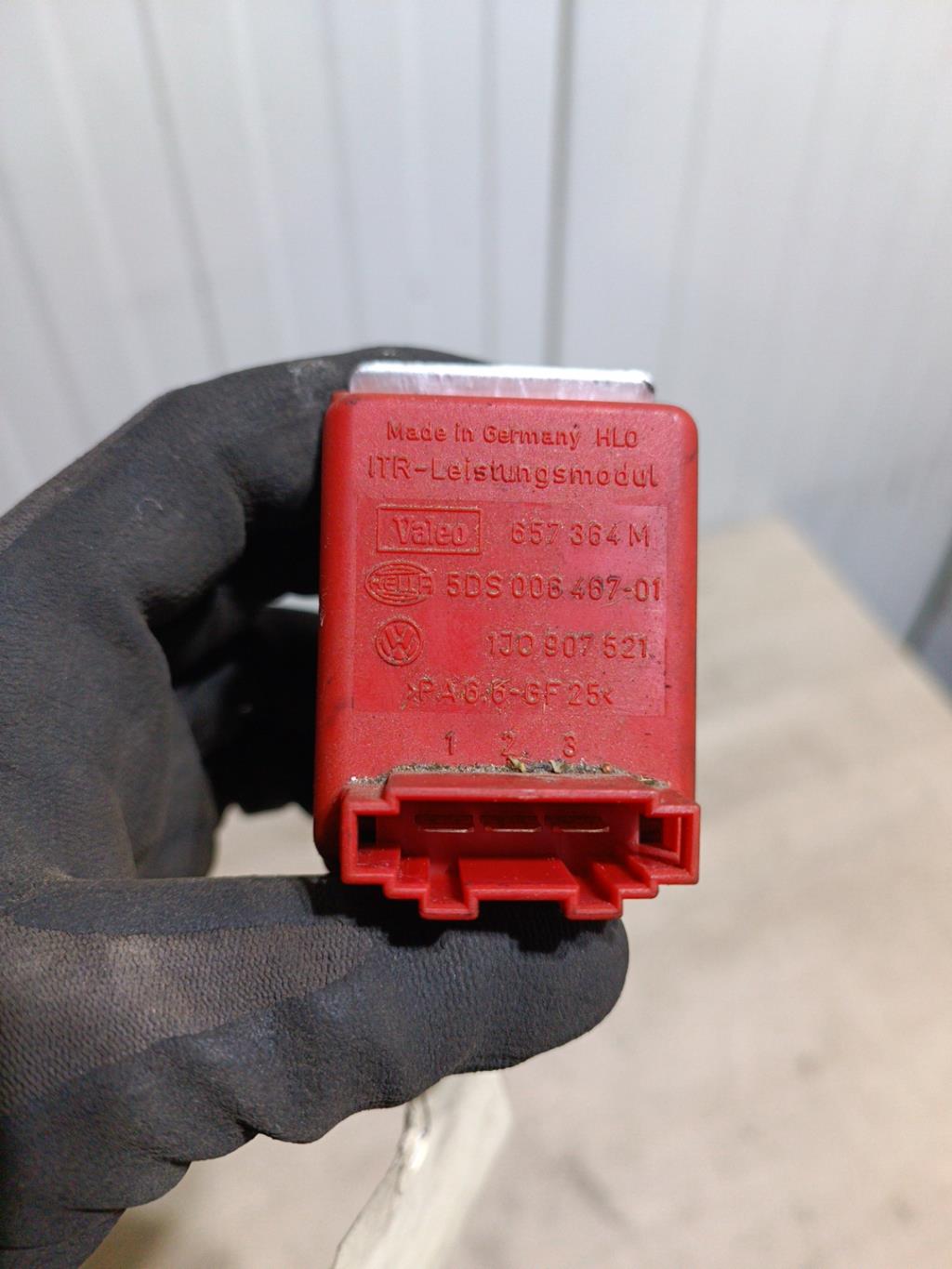Resistance chauffage VOLKSWAGEN GOLF 4 Diesel - 1