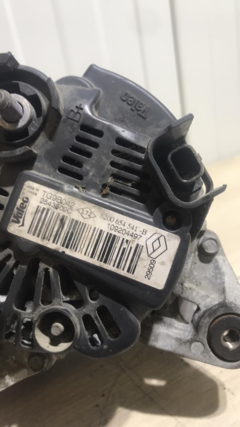 Alternateur RENAULT CLIO 3 PHASE 2 Essence - 1