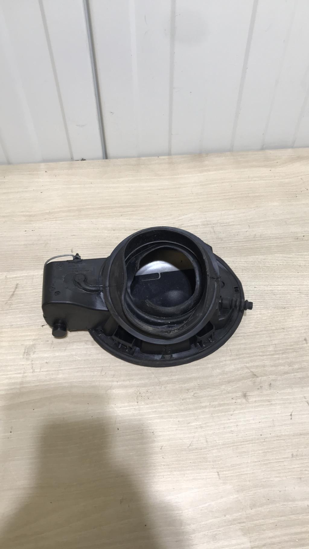 Trappe d'essence BMW SERIE 1 E81 Diesel - 1