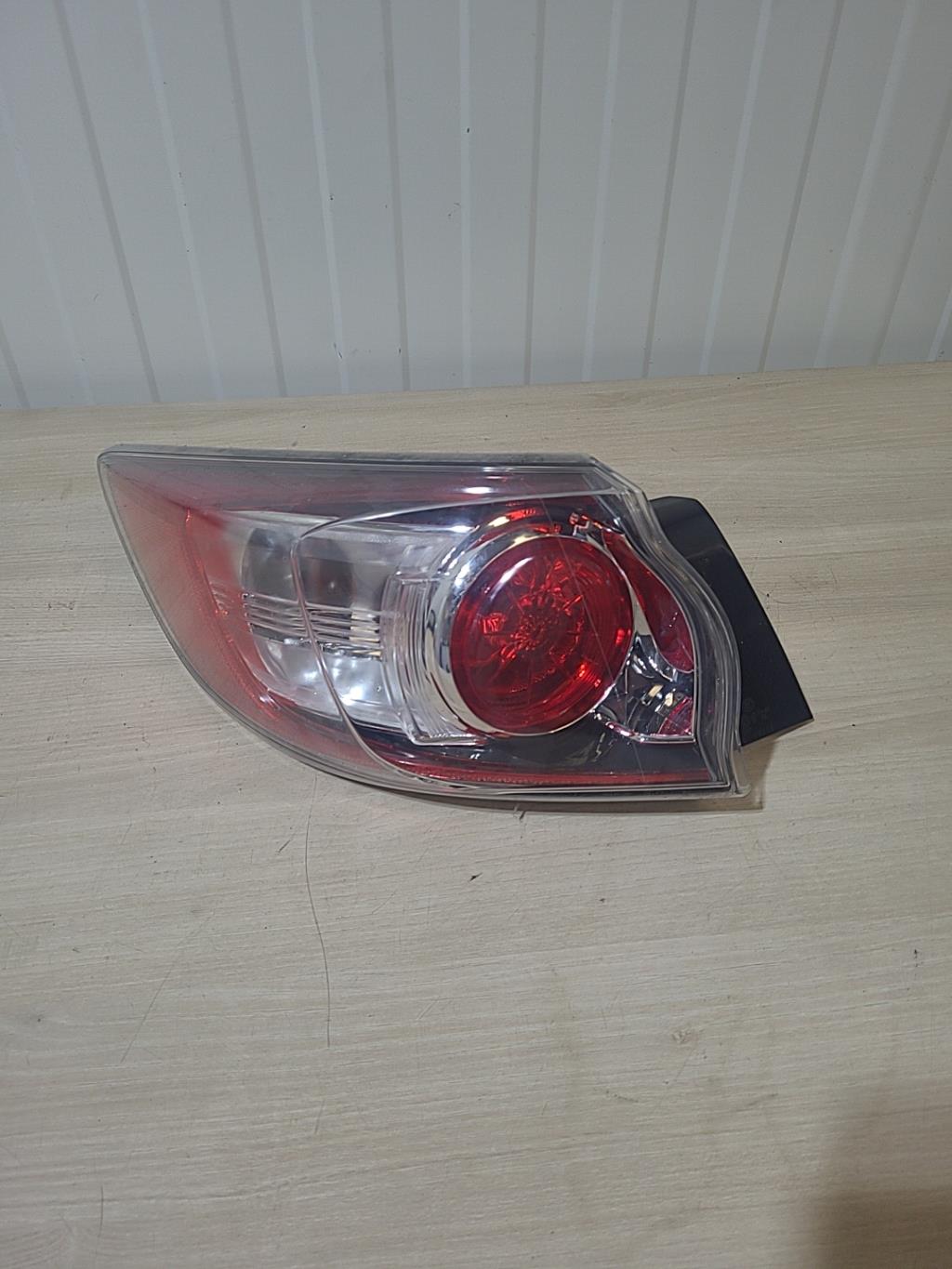 Feu arriere principal gauche (feux) MAZDA 3 2 PHASE 2 Diesel - 1