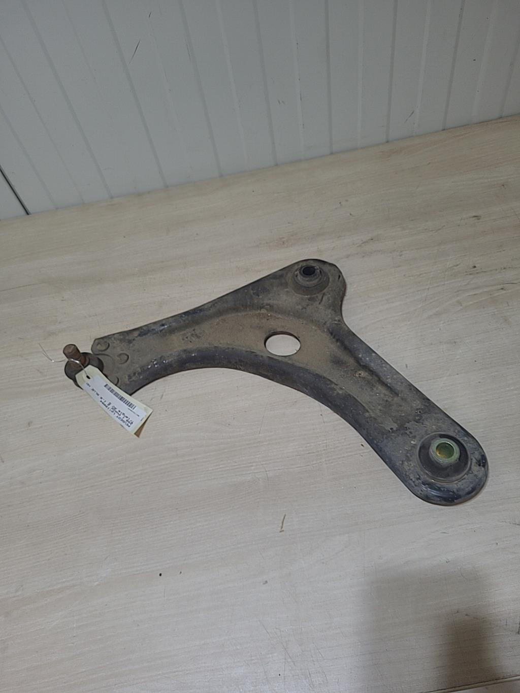 Triangle avant gauche PEUGEOT 208 1 PHASE 2 Diesel - 1