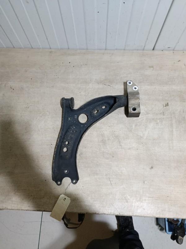 Triangle avant gauche VOLKSWAGEN GOLF 6 Diesel - 1