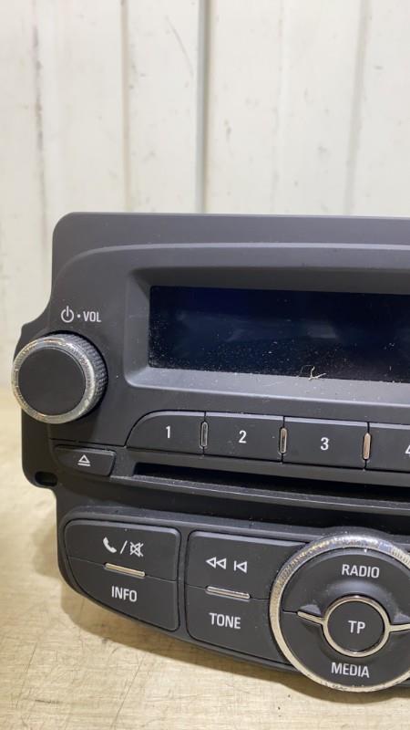 Autoradio d'origine OPEL CORSA E Essence - 1