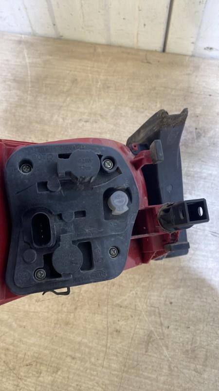 Feu arriere principal droit (feux) AUDI A4 3 PHASE 1 Diesel - 1