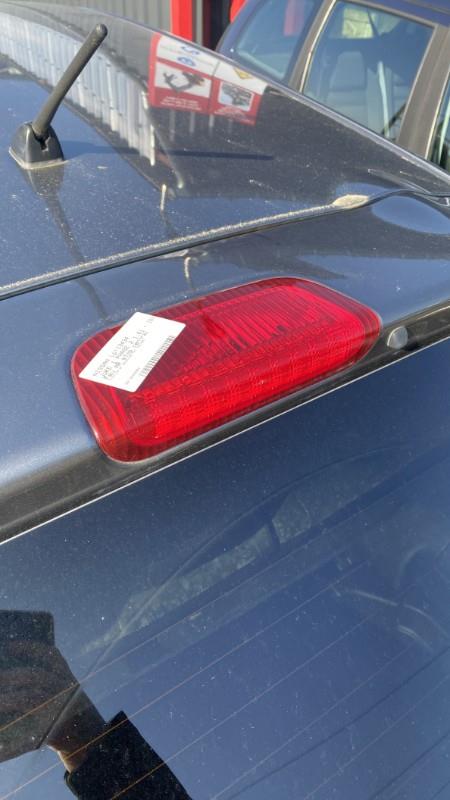 Feu arriere stop central NISSAN JUKE 1 PHASE 2 Essence - 1