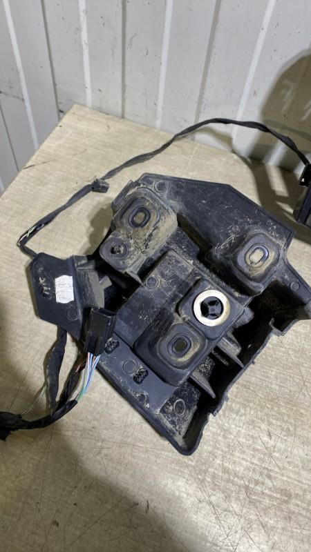 Support de pare chocs arriere RENAULT SCENIC 4 Diesel - 1