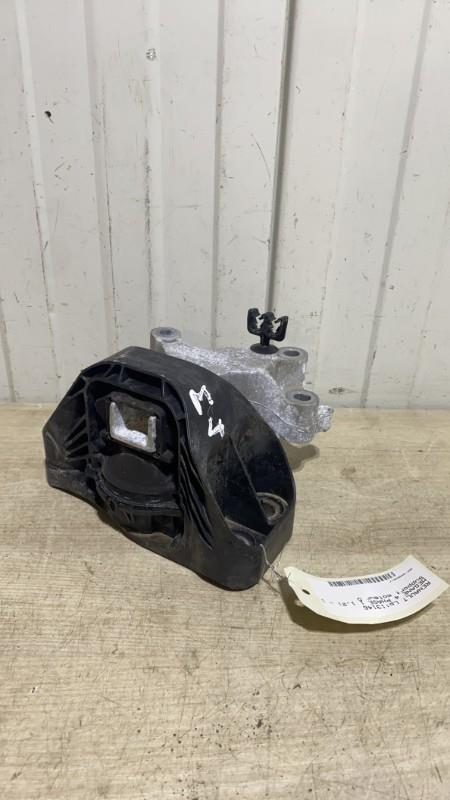 Support moteur droit RENAULT MEGANE 4 PHASE 1 Essence - 1
