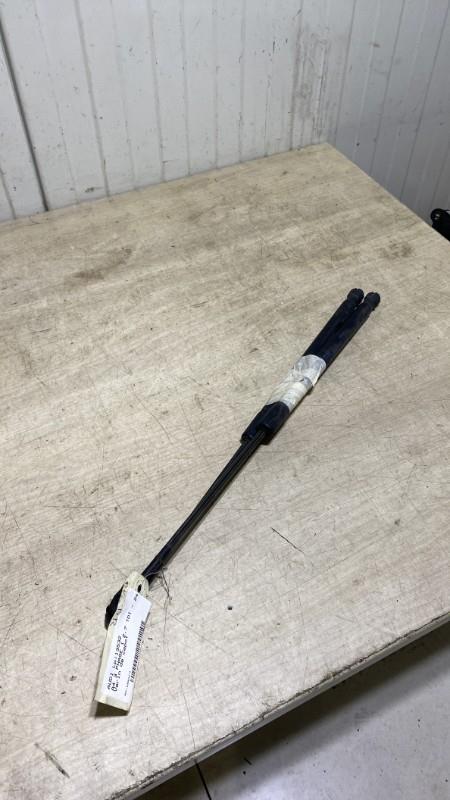 Verin de capot AUDI A4 3 PHASE 1 Diesel - 1