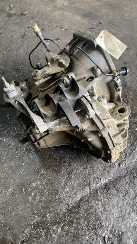Boite de vitesses RENAULT TRAFIC 3 COURT PHASE 1 Diesel - 1