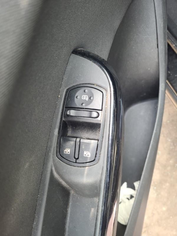 Retroviseur gauche OPEL CORSA E Essence - 1