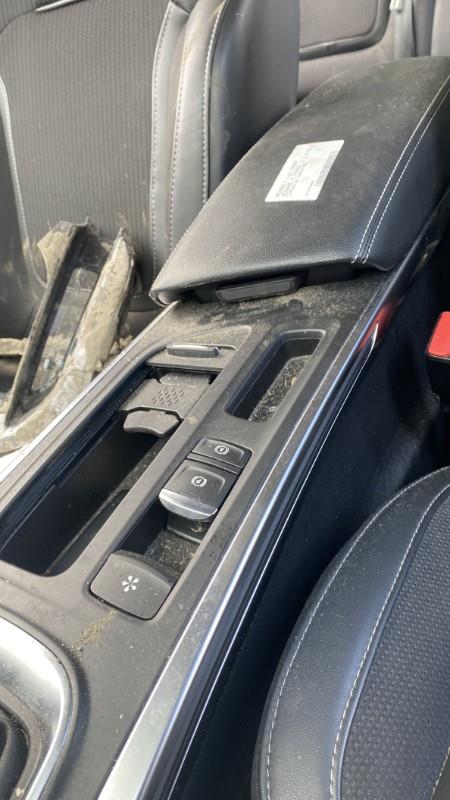 Console central (interieur plastique) RENAULT MEGANE 4 PHASE 1 Diesel - 1