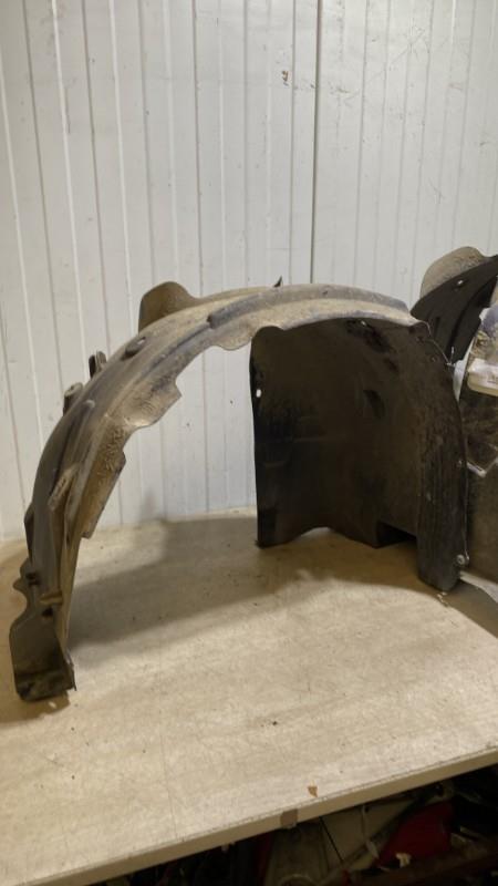 Pare boue avant droit CITROEN C3 3 PHASE 1 Essence - 1