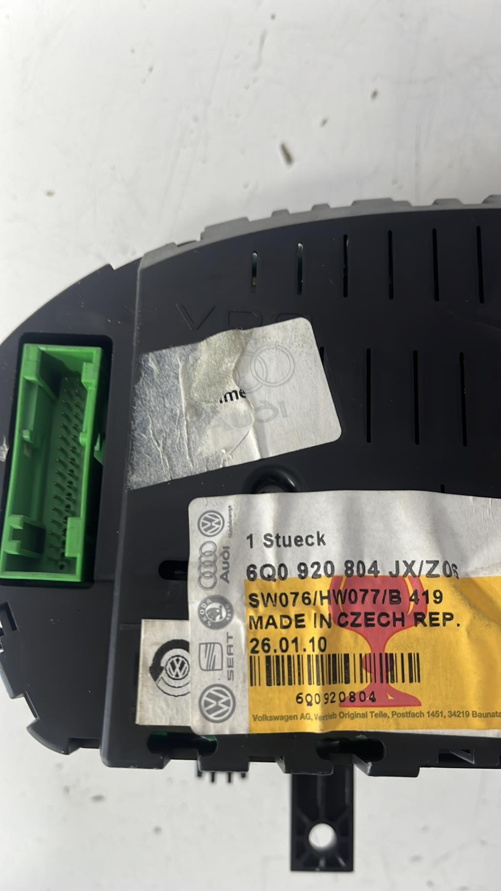 Compteur VOLKSWAGEN POLO 4 PHASE 2 Diesel - 1