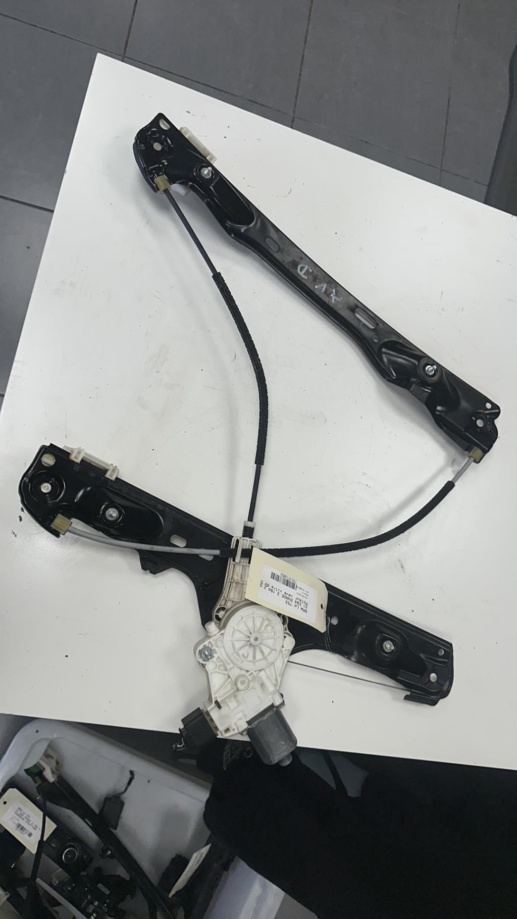 Motore alzacristalli anteriore destro BMW X1 E84 PHASE 2 Diésel - 1