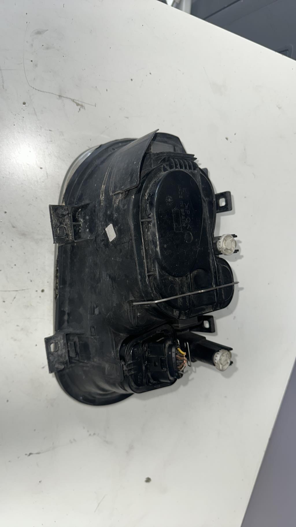 Gruppo ottico anteriore principale sinistro (luci)(faro) VOLKSWAGEN GOLF 4 Gasolina - 1