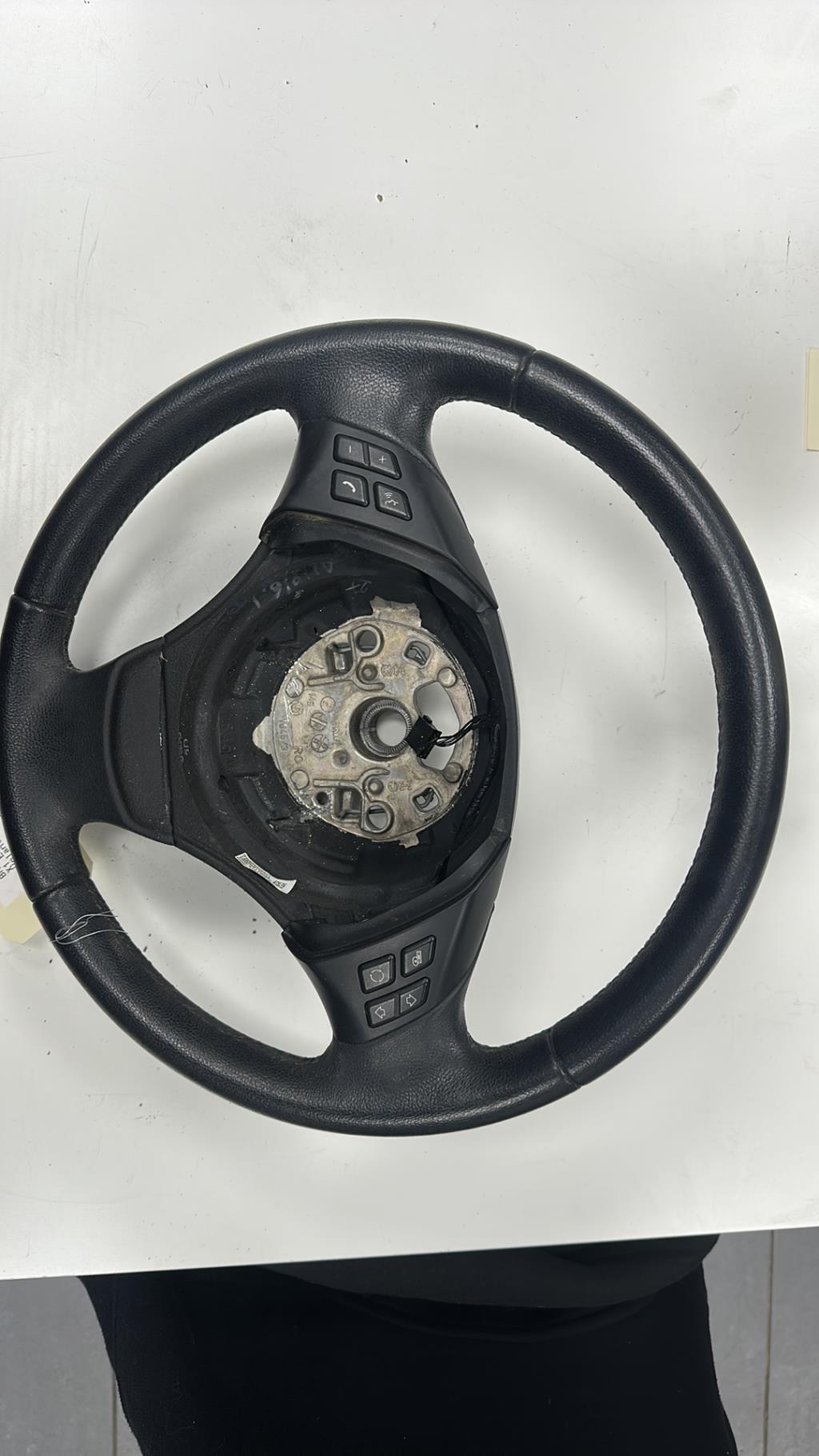 Volant BMW X1 E84 PHASE 2 Diesel - 1