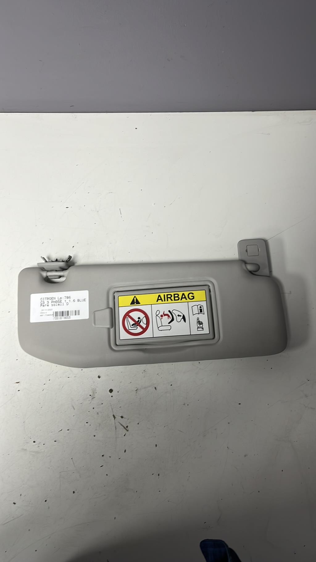 Visiera parasole destra CITROEN C3 3 PHASE 1 Diésel - 1