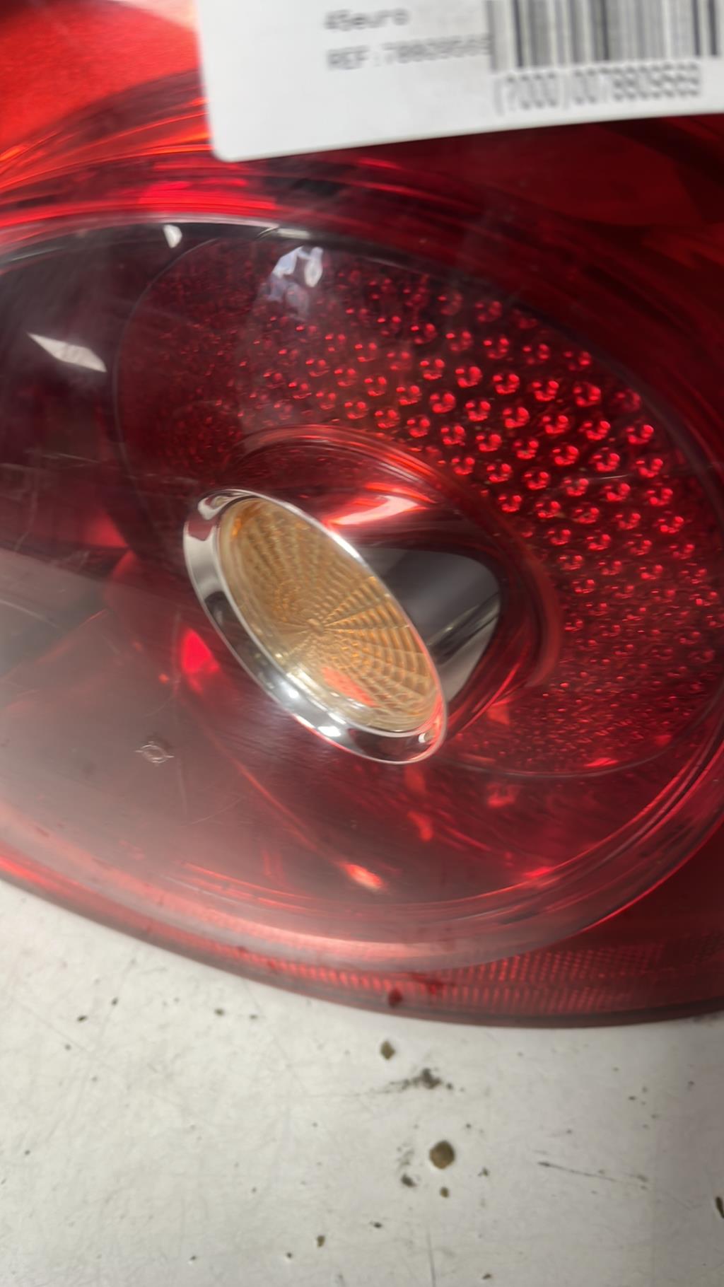 Fanale posteriore principale destro (luci) VOLKSWAGEN GOLF 5 Diésel - 1