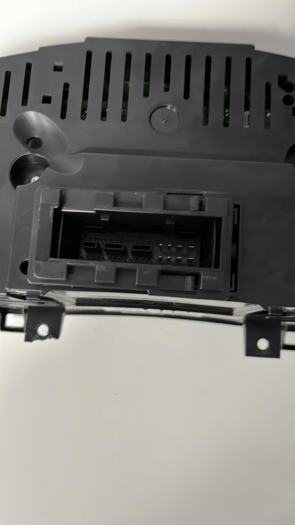 Compteur VOLKSWAGEN GOLF 5 Diesel - 1