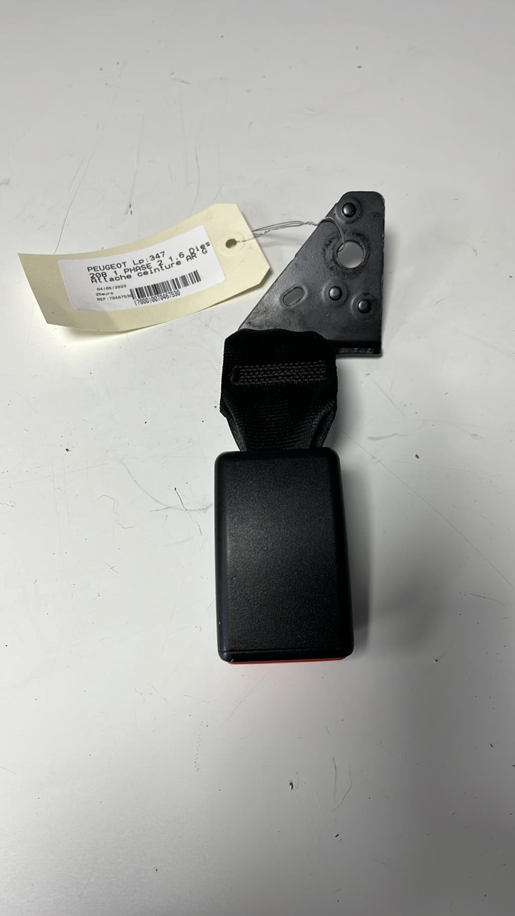 Aggancio cintura sicurezza posteriore sinistro PEUGEOT 208 1 PHASE 2 Diésel - 1