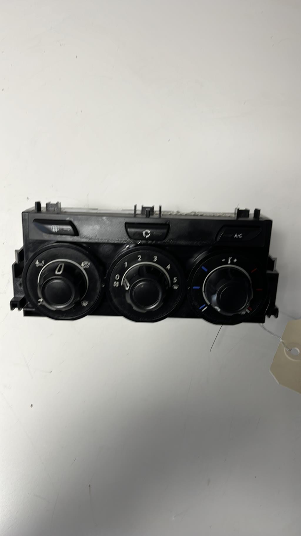 Commande chauffage CITROEN C3 2 PHASE 1 Diesel - 1