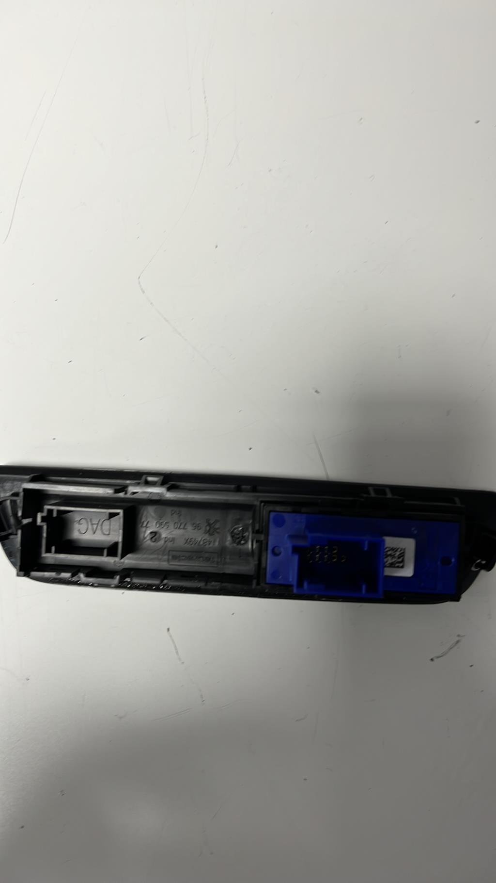 Commande radar de recul PEUGEOT 208 1 PHASE 2 Diesel - 1