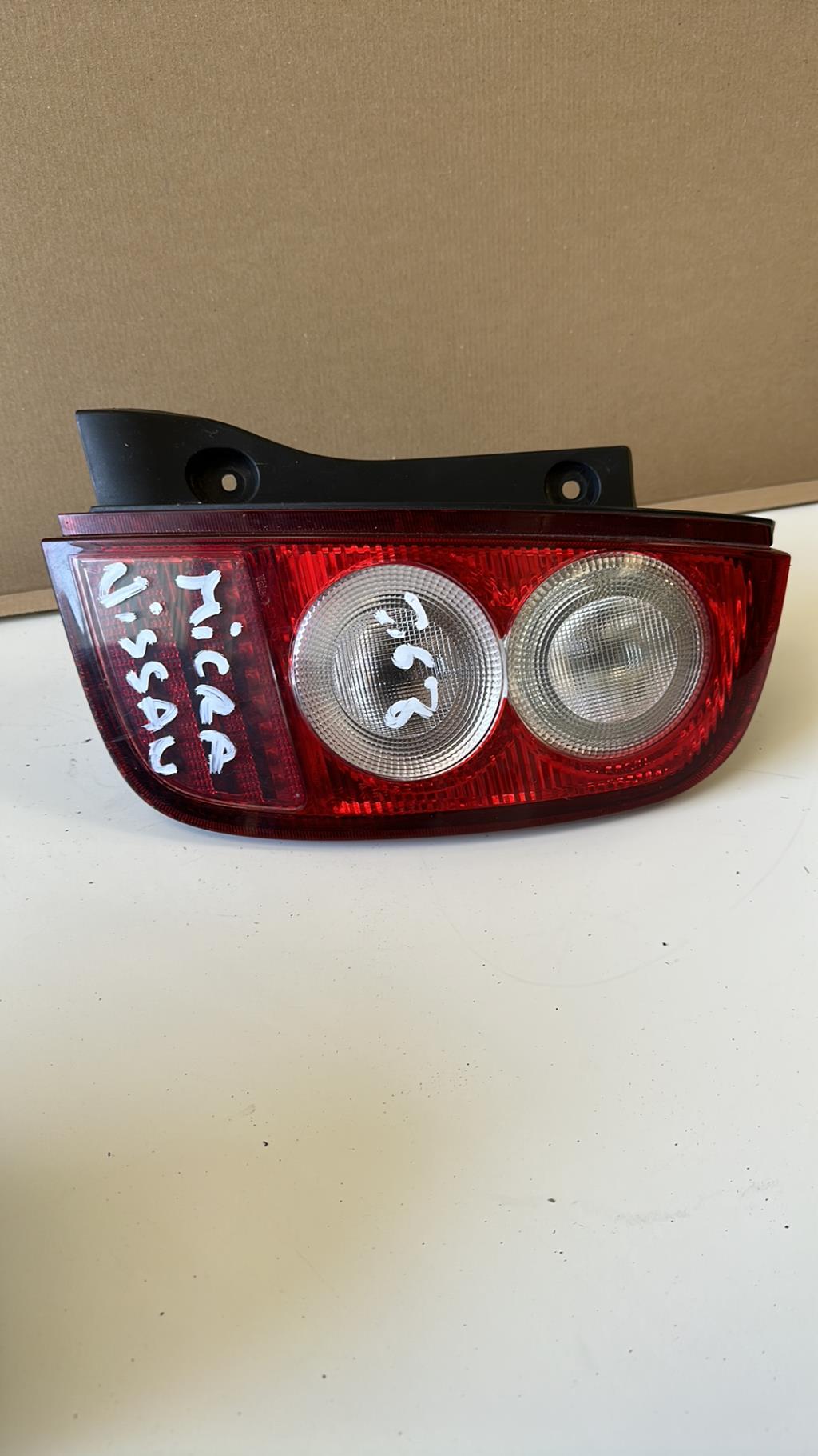 Fanale posteriore principale destro (luci) NISSAN MICRA 3 PHASE 1 Diésel - 1