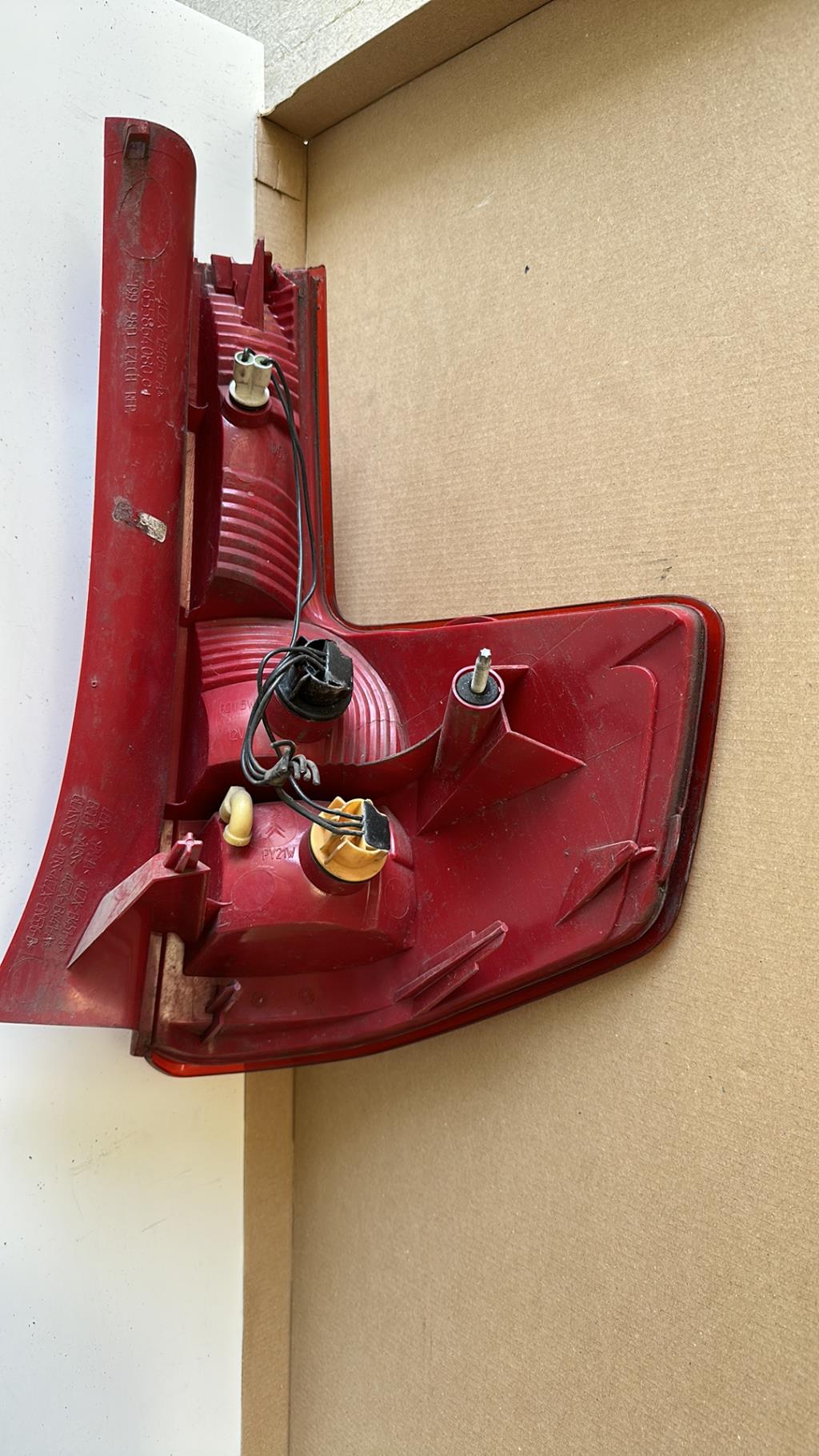 Fanale posteriore principale sinistro (luci) CITROEN C4 1 PHASE 1 Gasolina - 1