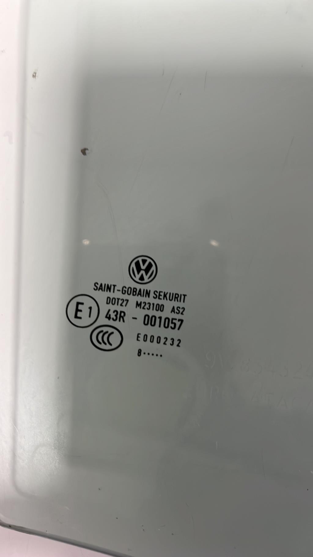 Vetro posteriore destro VOLKSWAGEN GOLF PLUS PHASE 1 Gasolina - 1