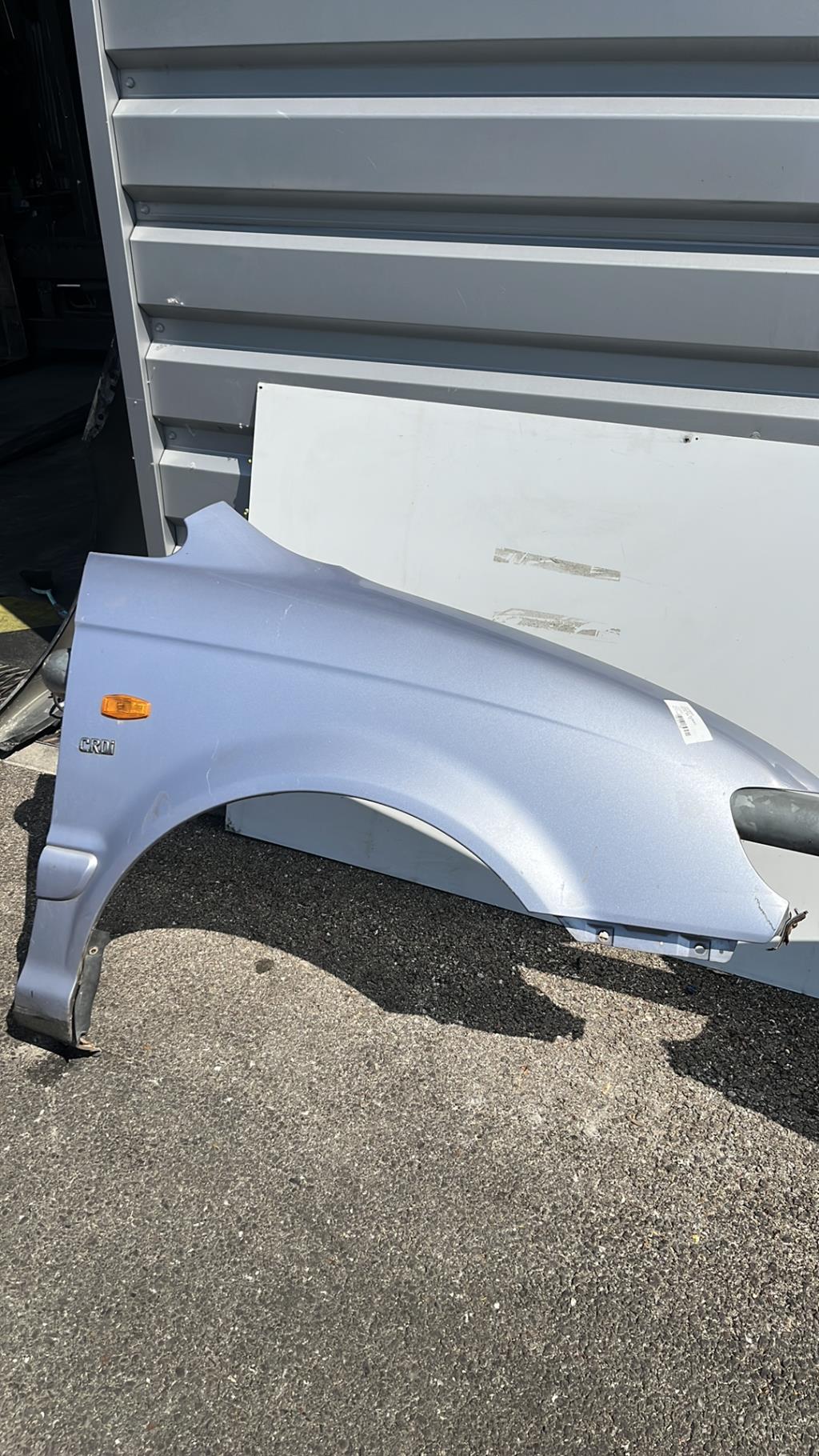 Aile avant droit HYUNDAI TRAJET Diesel - 1