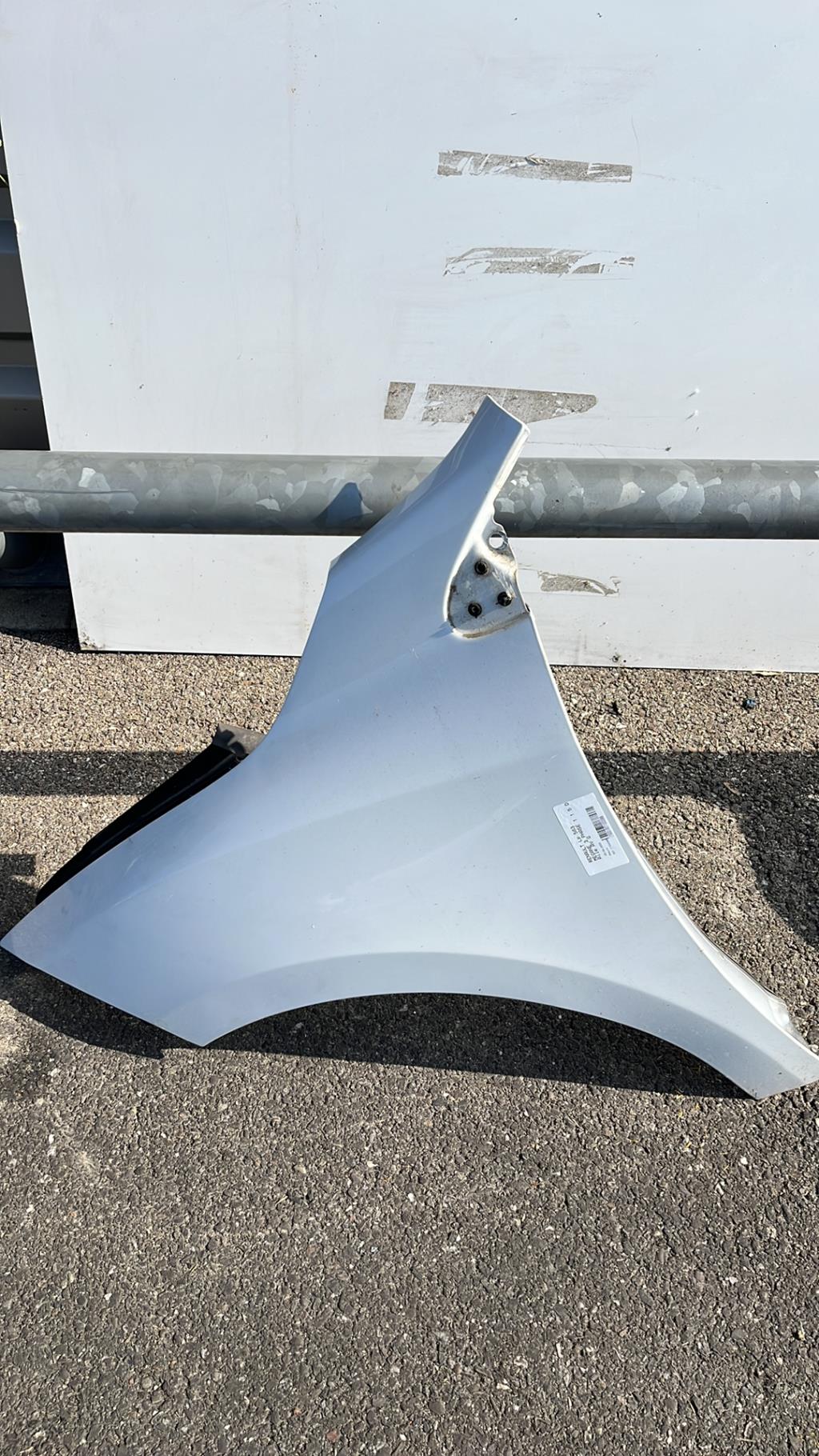 Aile avant gauche RENAULT MEGANE 3 PHASE 1 Diesel - 1