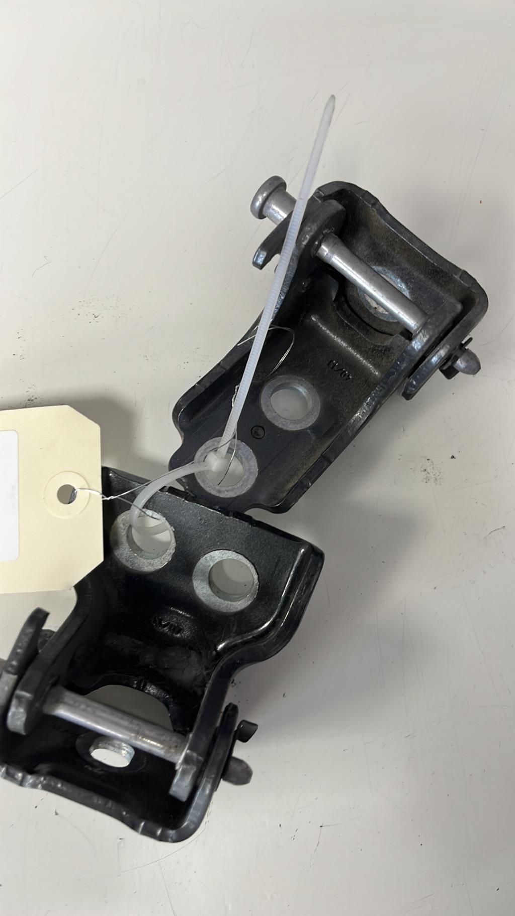 Cerniera portiera posteriore sinistra CITROEN C3 2 PHASE 2 Gasolina - 1