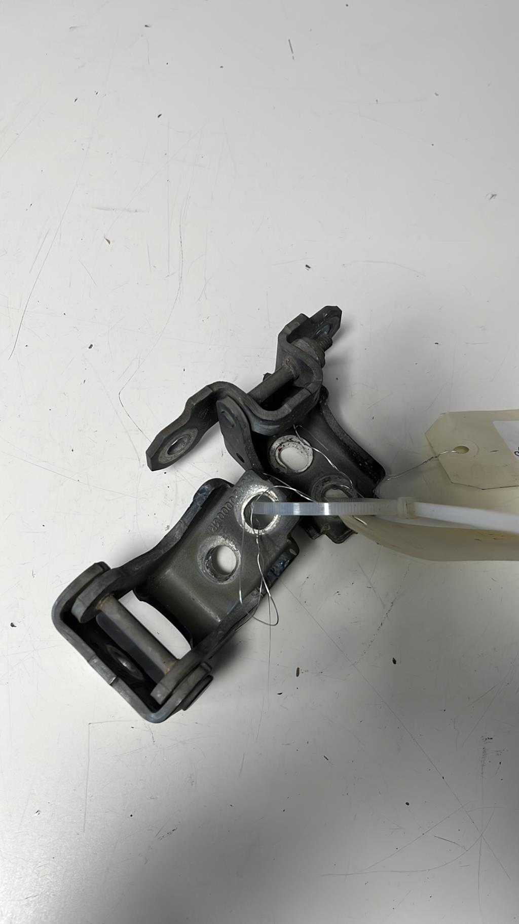 Cerniera portiera anteriore sinistra RENAULT MEGANE 3 PHASE 1 Diésel - 1