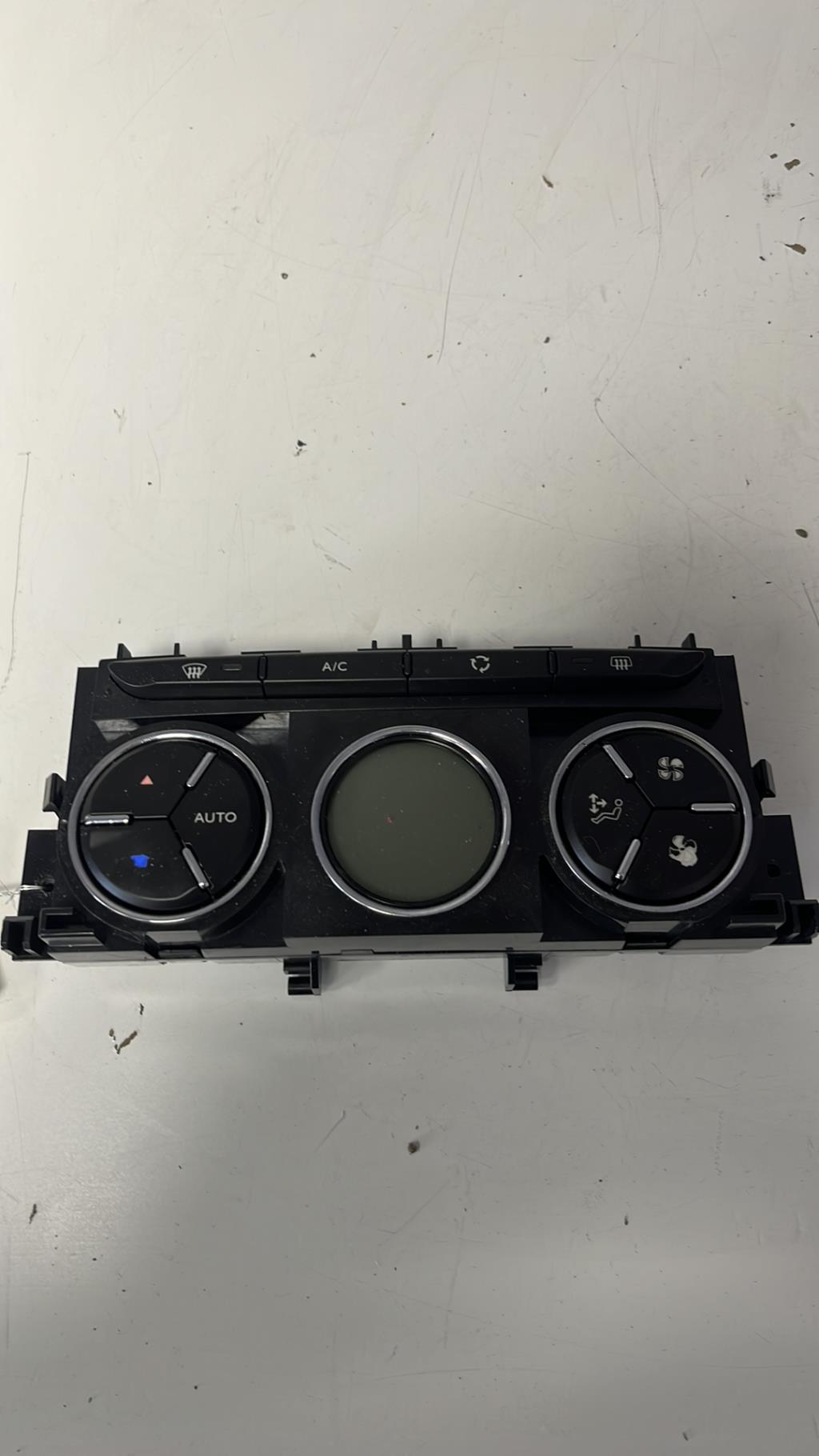 Commande chauffage CITROEN C3 2 PHASE 2 Diesel - 1