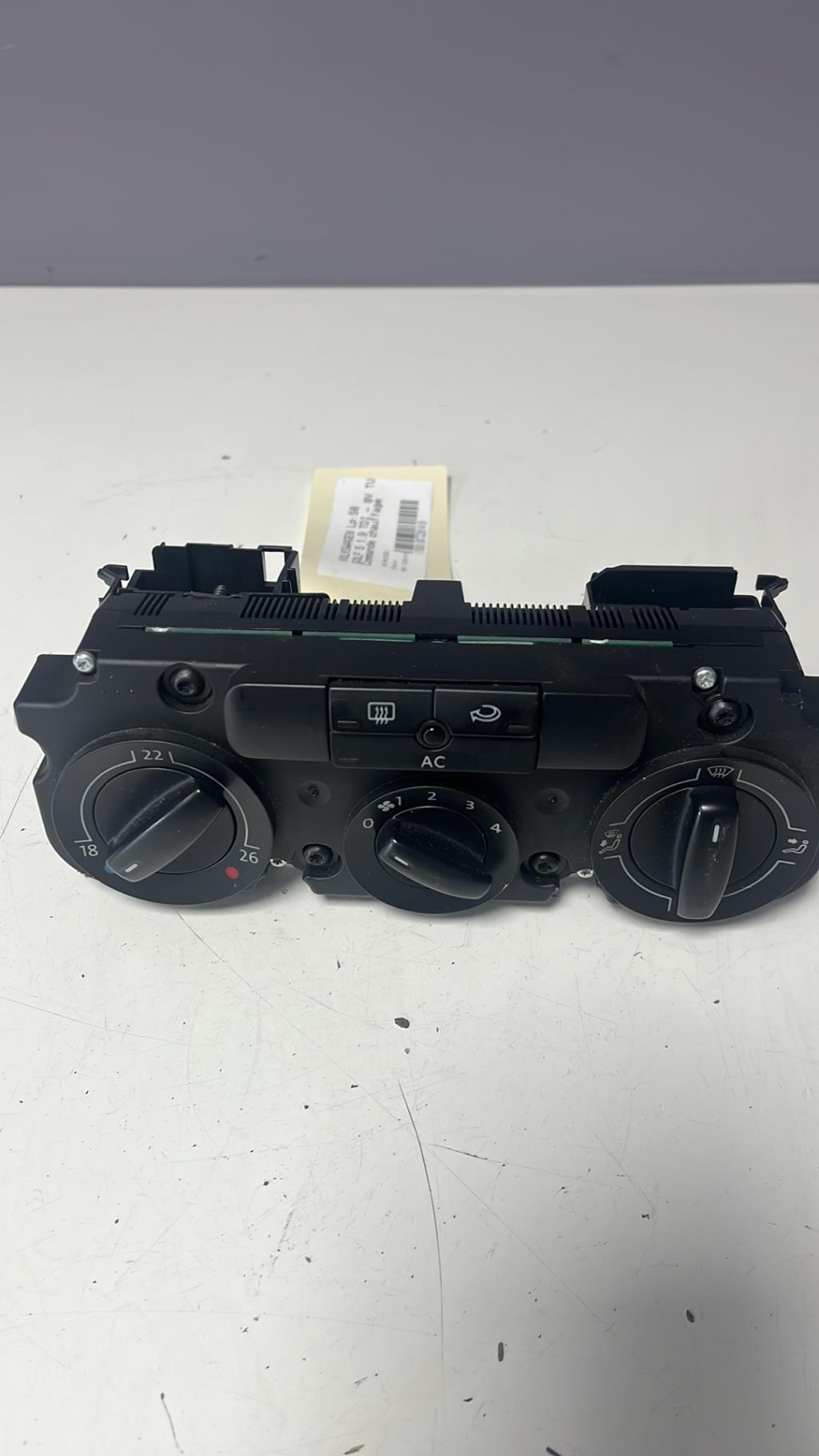 Commande chauffage VOLKSWAGEN GOLF 5 Diesel - 1
