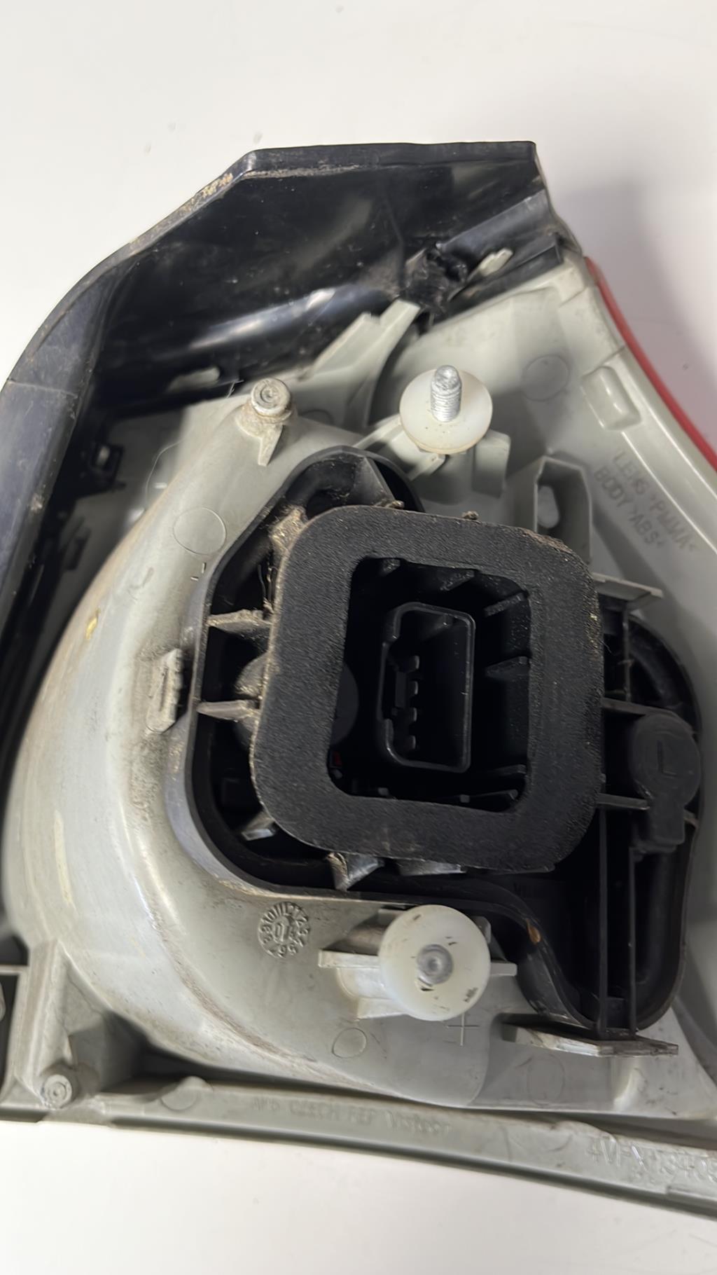 Fanale posteriore principale sinistro (luci) VOLKSWAGEN GOLF 5 Gasolina - 1