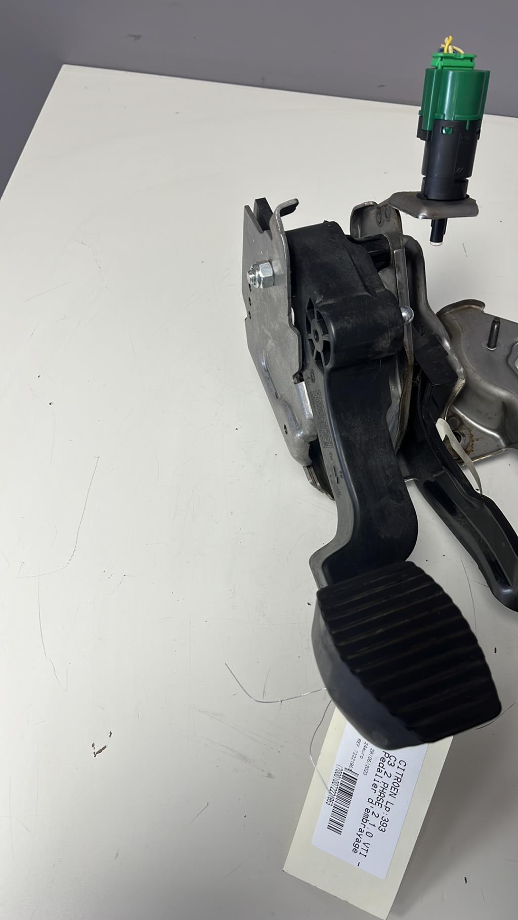Pedale d'embrayage CITROEN C3 2 PHASE 2 Essence - 1