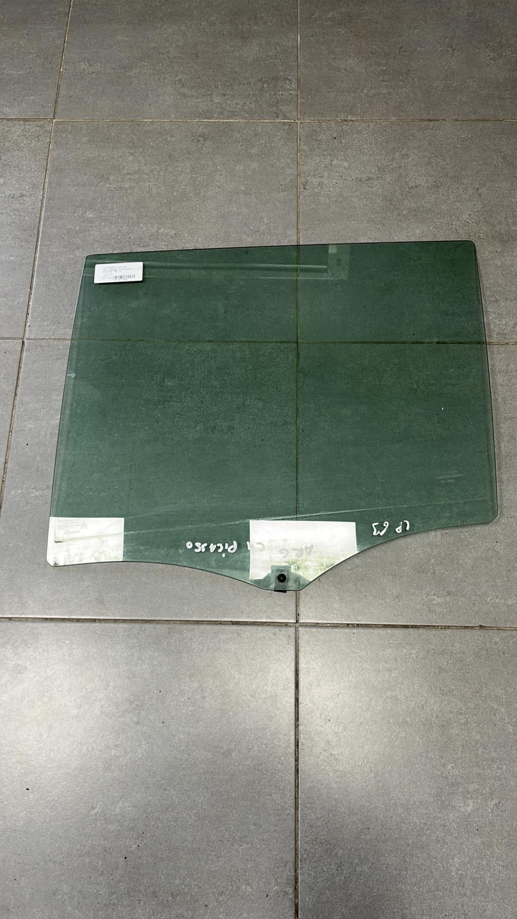 Vetro posteriore sinistro CITROEN C4 GRAND PICASSO 1 Diésel - 1