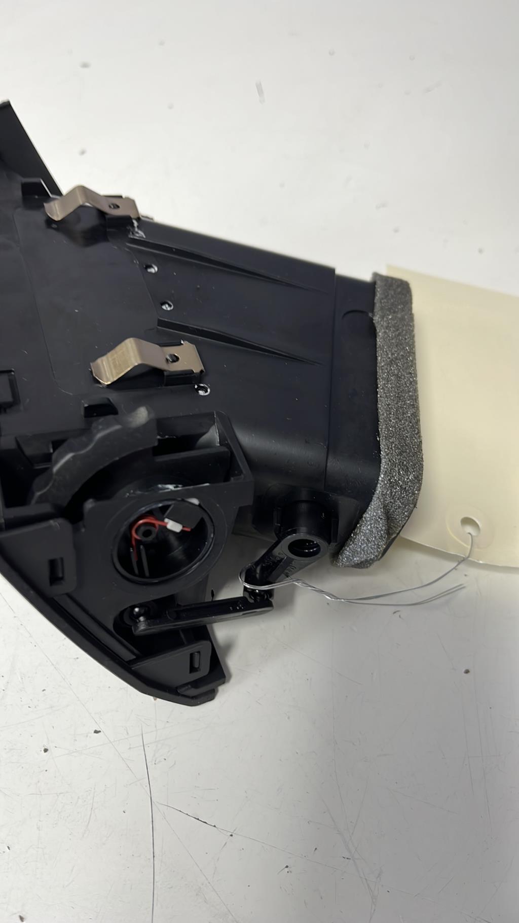 Bocchetta aerazione cruscotto anteriore sinistra BMW X3 E83 PHASE 1 Diésel - 1