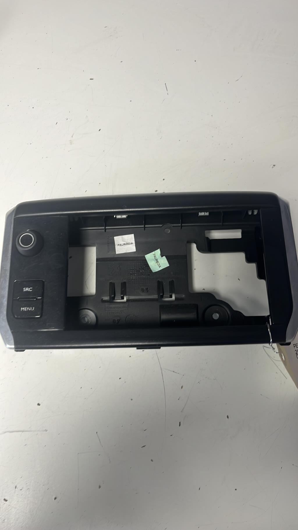 Commande autoradio PEUGEOT 208 1 PHASE 2 Diesel - 1