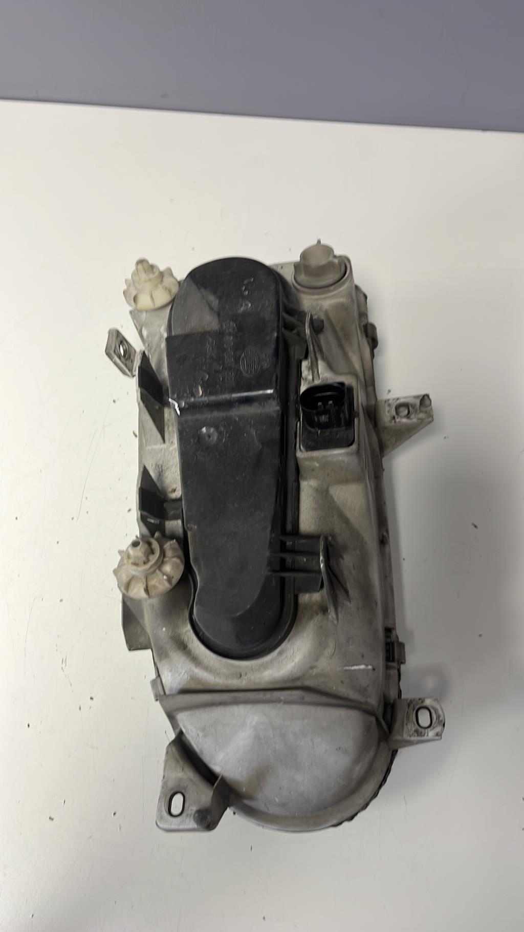 Gruppo ottico anteriore principale sinistro (luci)(faro) VOLKSWAGEN GOLF Diésel - 1