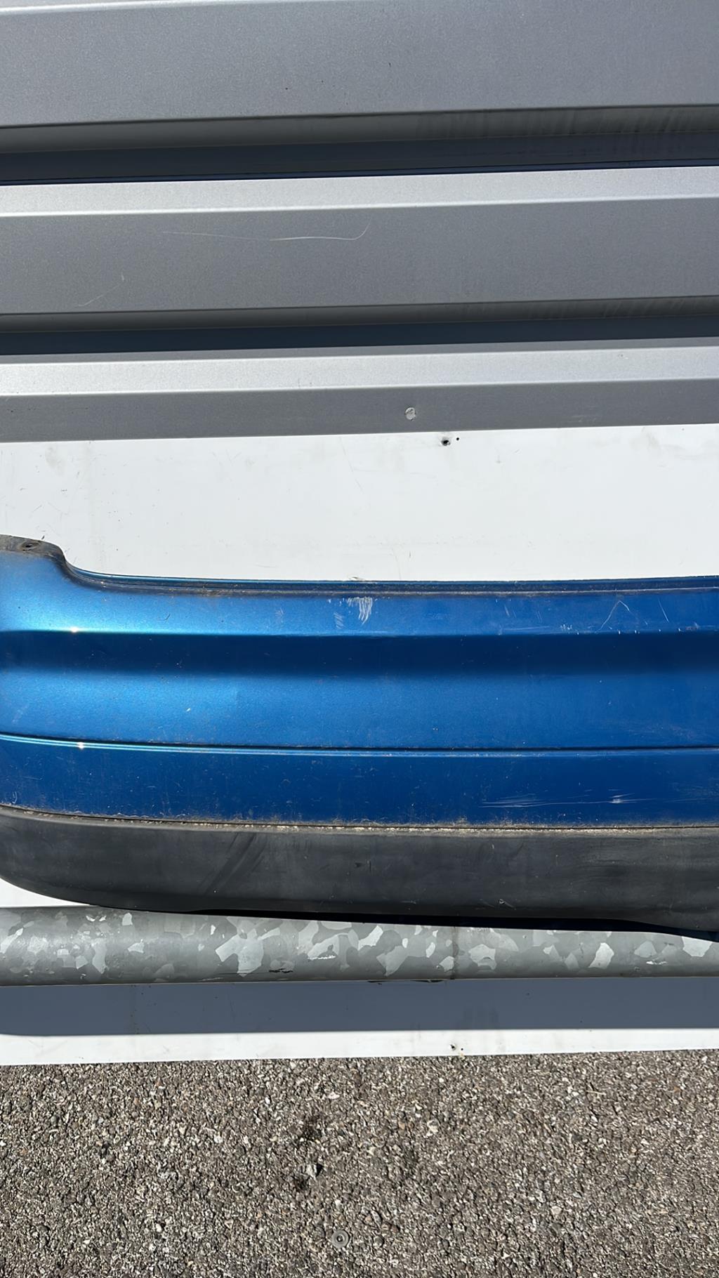 Pare choc arriere RENAULT CLIO 2 PHASE 2 Diesel - 1