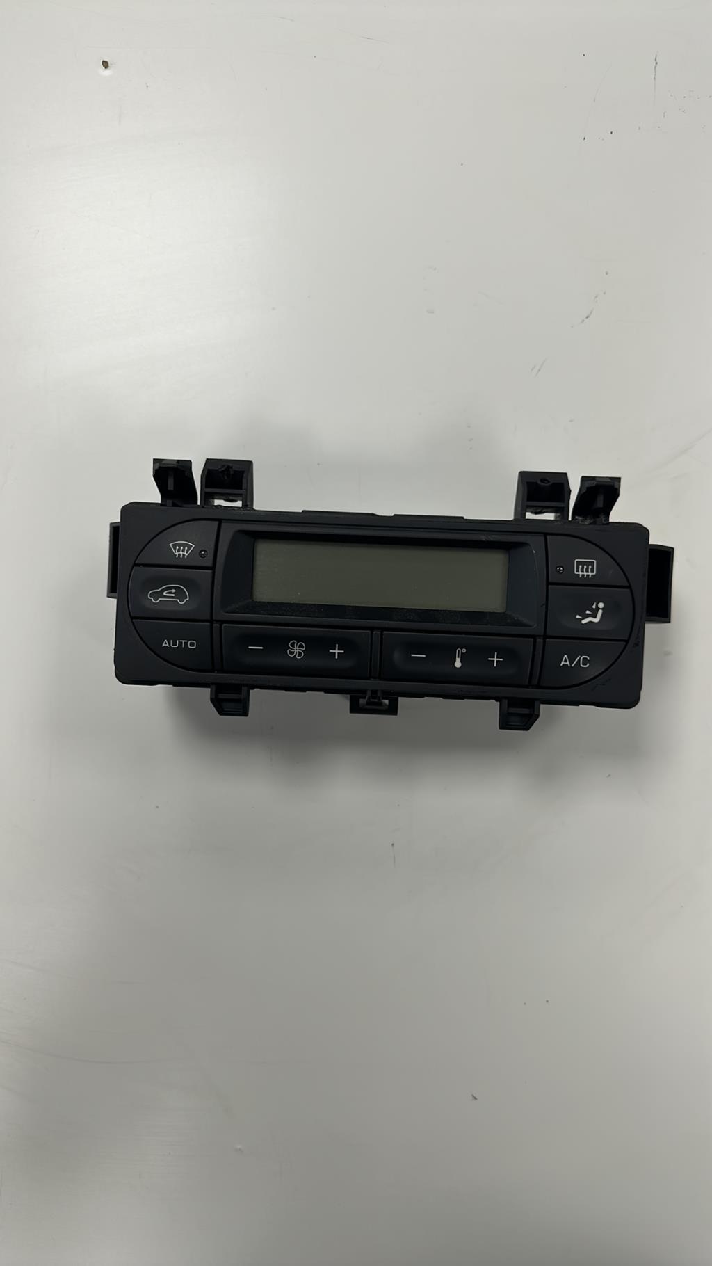 Commande chauffage CITROEN C3 1 PHASE 1 Essence - 1