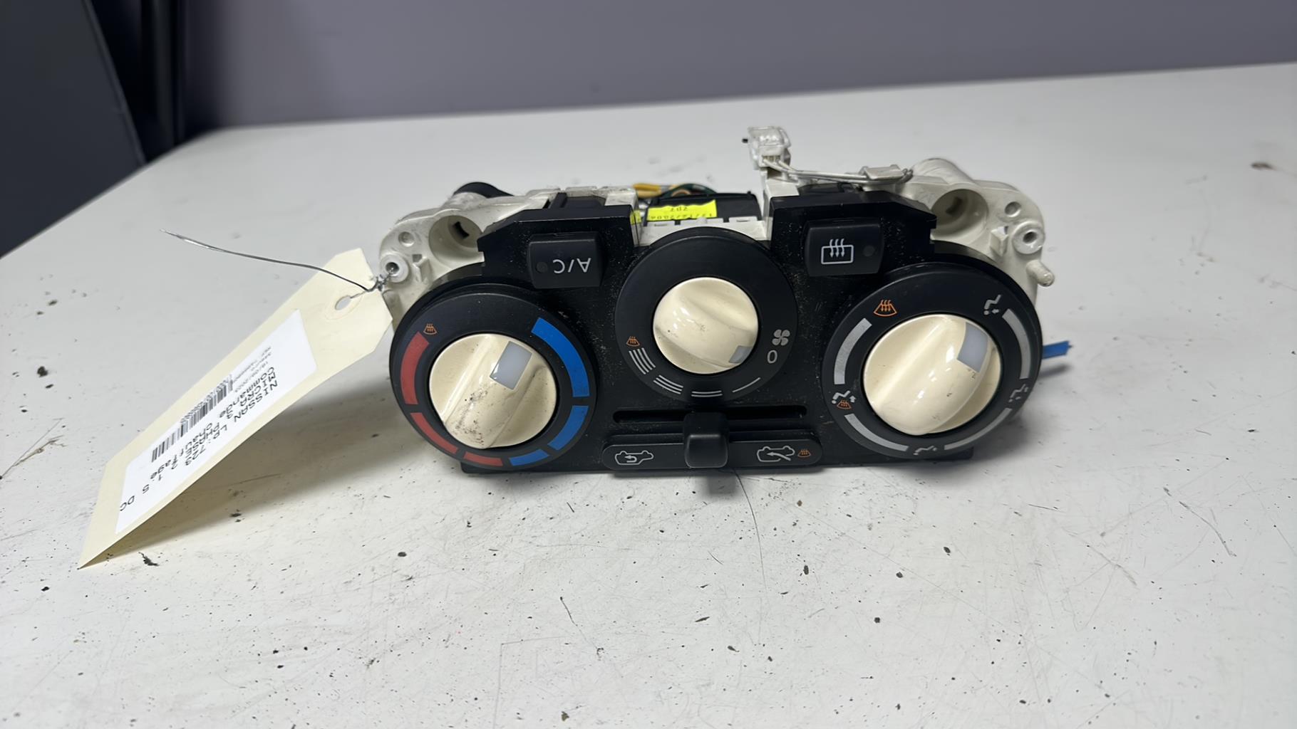 Commande chauffage NISSAN MICRA 3 PHASE 2 Diesel - 1