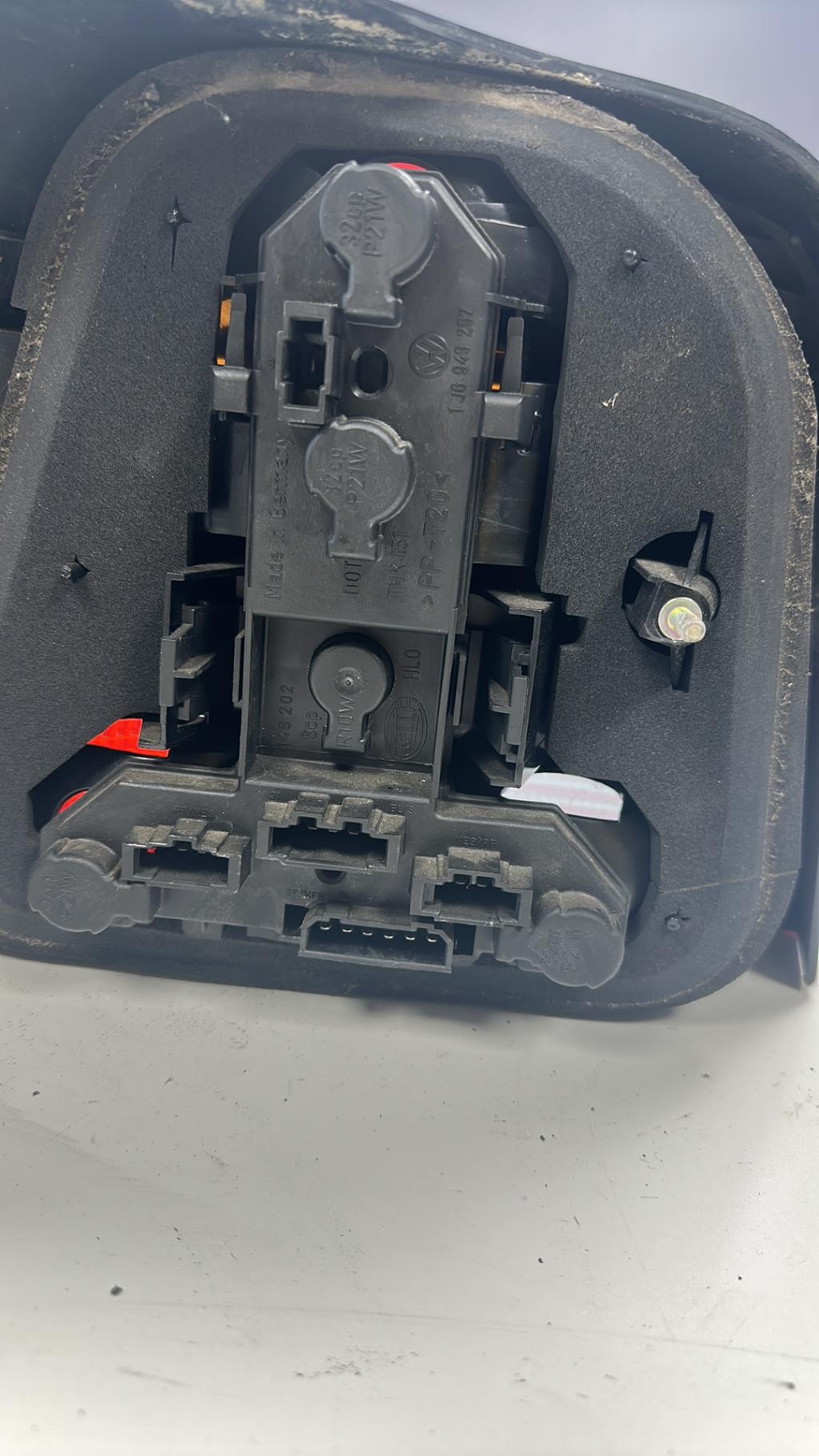 Fanale posteriore principale destro (luci) VOLKSWAGEN GOLF 4 Diésel - 1